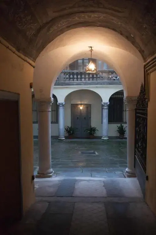 Elegante Appartamento In Bergamo