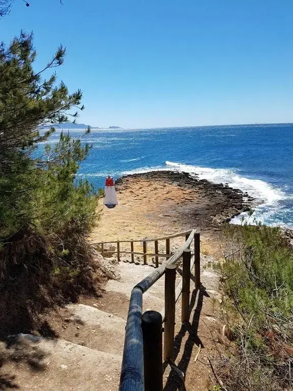 A 2 pas de la Mer