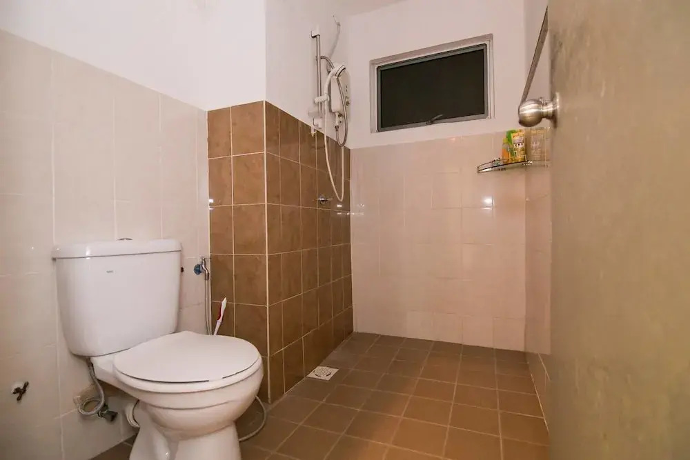 Homely Condo Near Embassy Row
