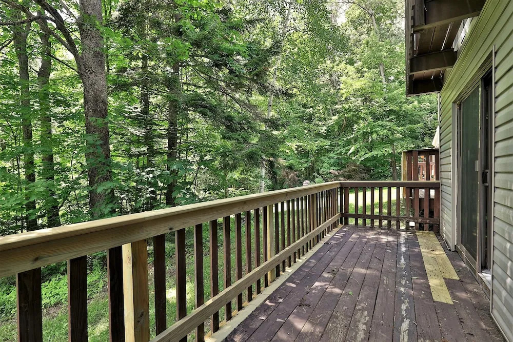Hemlock Ridge 2b: Charming Two Floor Condo In The Heart Of Killington. Perfect! 3 Bedroom Condo