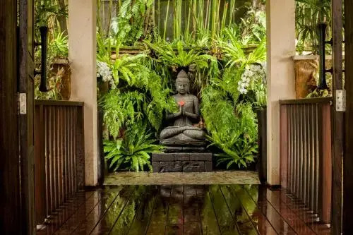 Villa Naga Putih