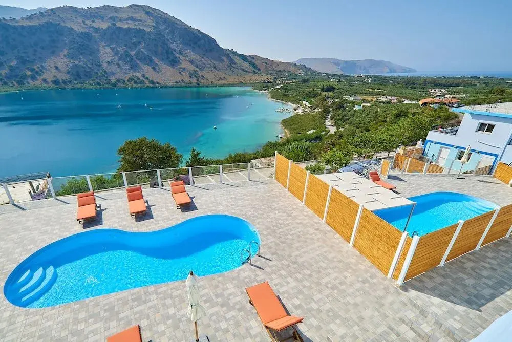 Lake View Suites