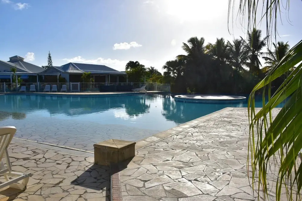 Studio in Saint-françois, With Pool Access and Furnished Terrace - 2 k