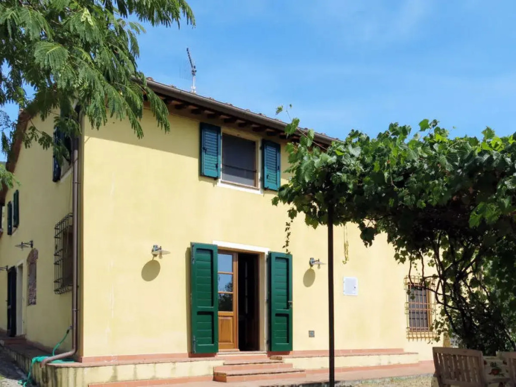 Holiday Home LUccelliera by Interhome