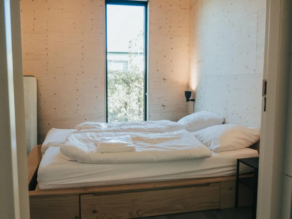 Spaciously Furnished House, Located in a Holiday Park Near the Beach