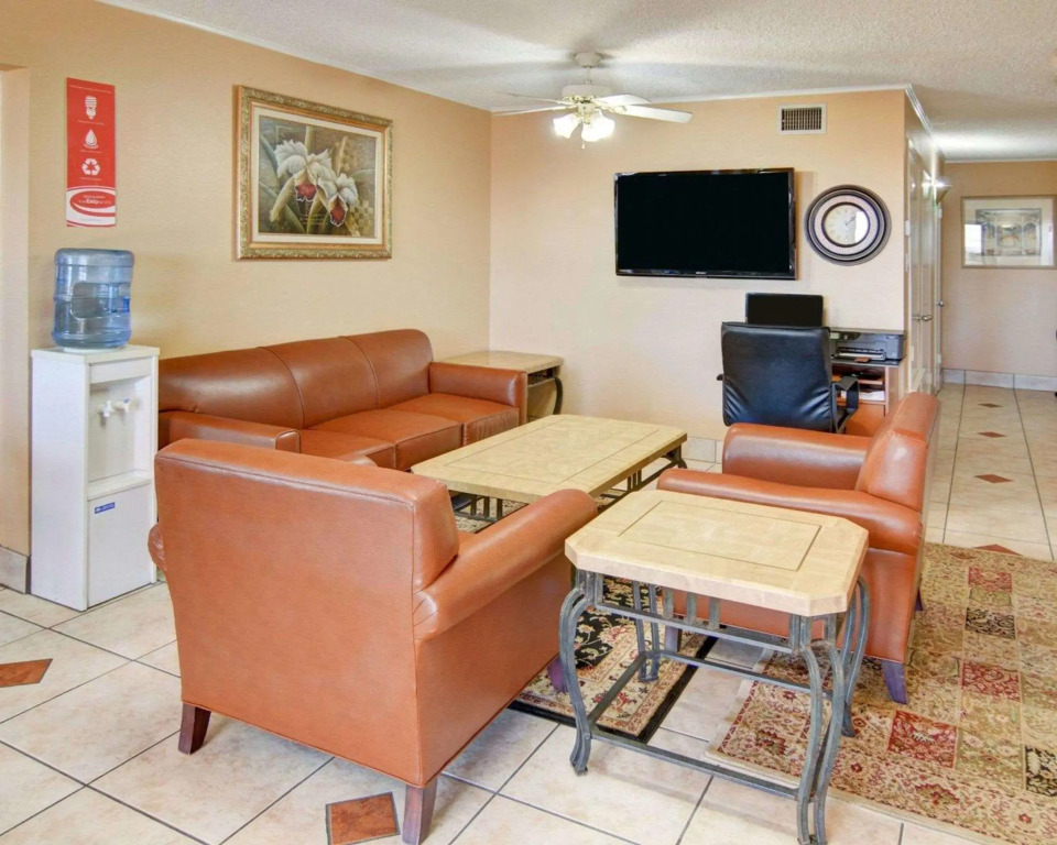 Super 8 by Wyndham Decatur Texas
