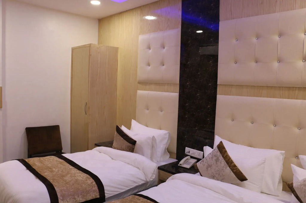 Hotel Karlo Kastle - Paharganj - New Delhi