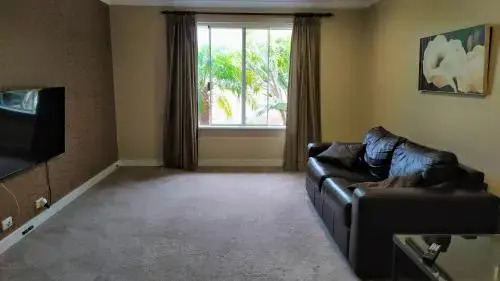 Halls Head Holiday Home