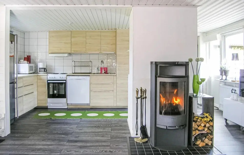 Nice Home In Ljungby With Wifi