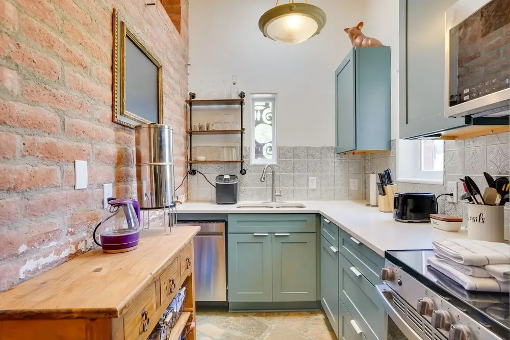 Unique Desert Home ~ 6 Mi to Downtown Tucson!