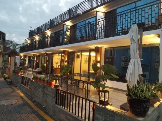 Tinghaiyun Juzhu