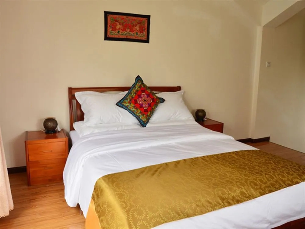 Sweetome Vacation Rentals (Erhai Longwan)