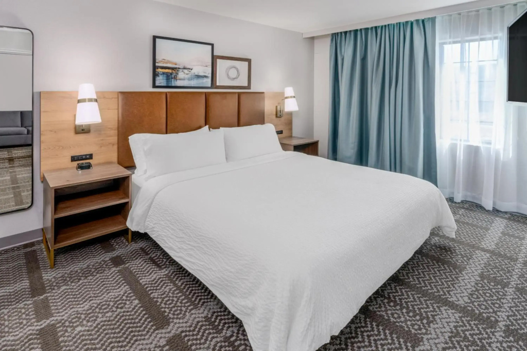 Grand Tower Inn Sathorn Hotel