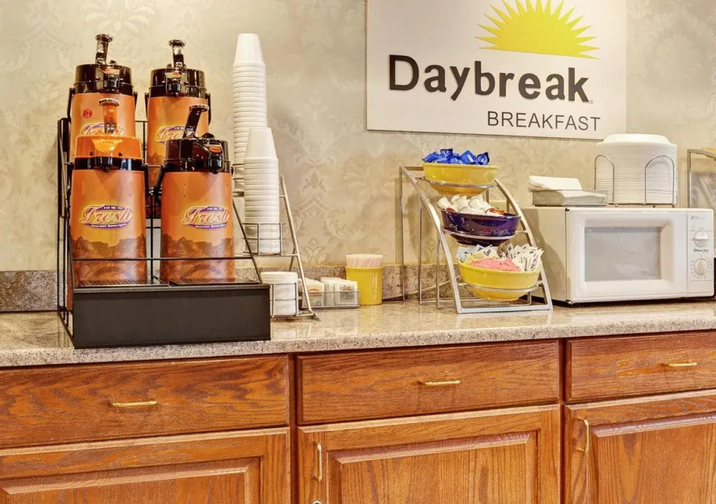 Americas Best Value Inn & Suites Monroe