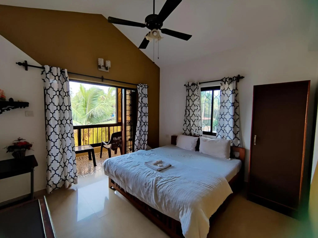 PALM 1BHK APARTMENT BY RONNEs