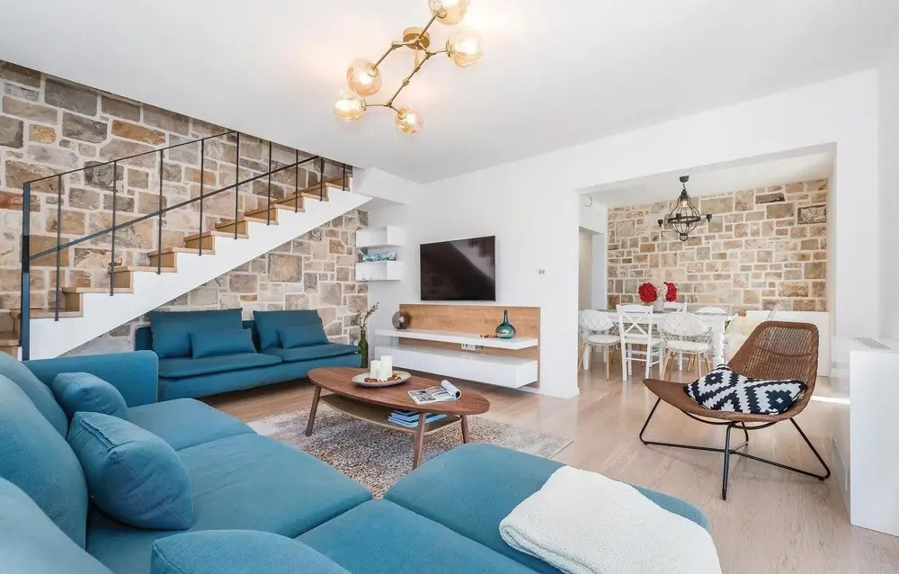 Nice Home in Milna With 4 Bedrooms, Sauna and Outdoor Swimming Pool