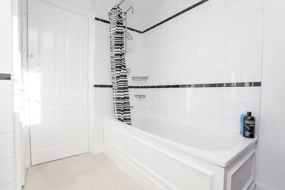 Elegant Victorian 3 Bed Home near Hammersmith