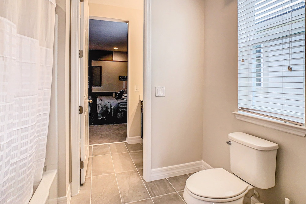 Resort Home With Private Pool, Patio, Foosball & 2 Living Areas - Near Disney