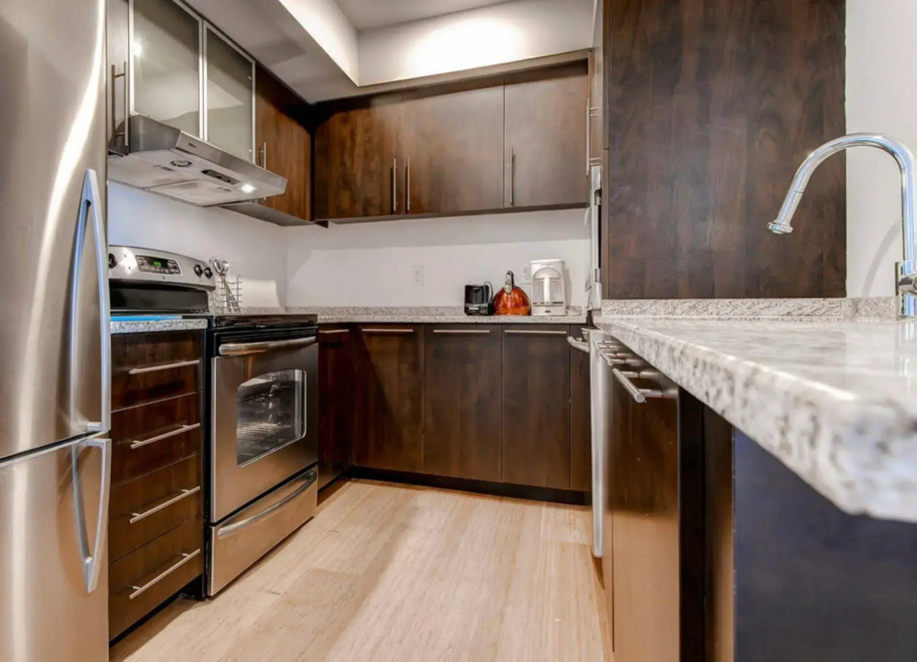 Global Luxury Suites at Kenmore Square
