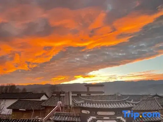 Shaxi Nanxi Elegant Courtyard Guesthouse