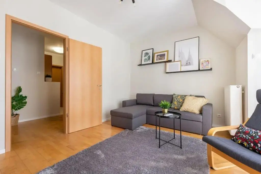 S22 Apartment