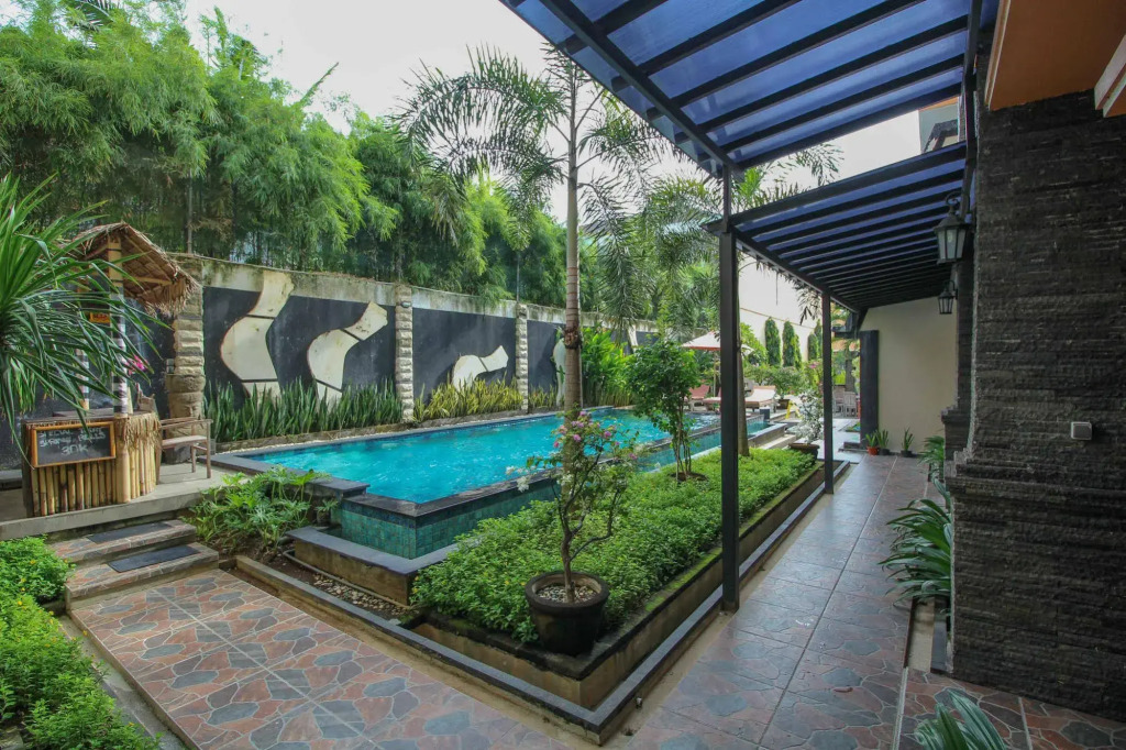 Airy Legian Shri Lakshmi Kuta Bali
