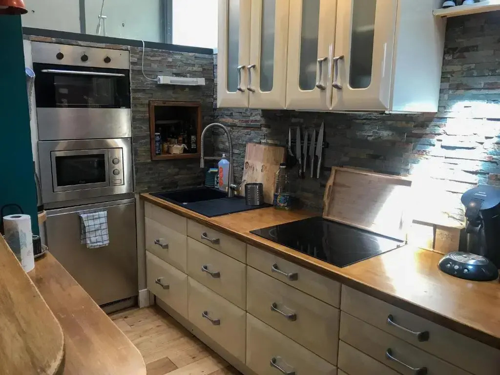 Appartement INTRAMUROS RARE T2 Paisible avec terrasse privée et Climatisation