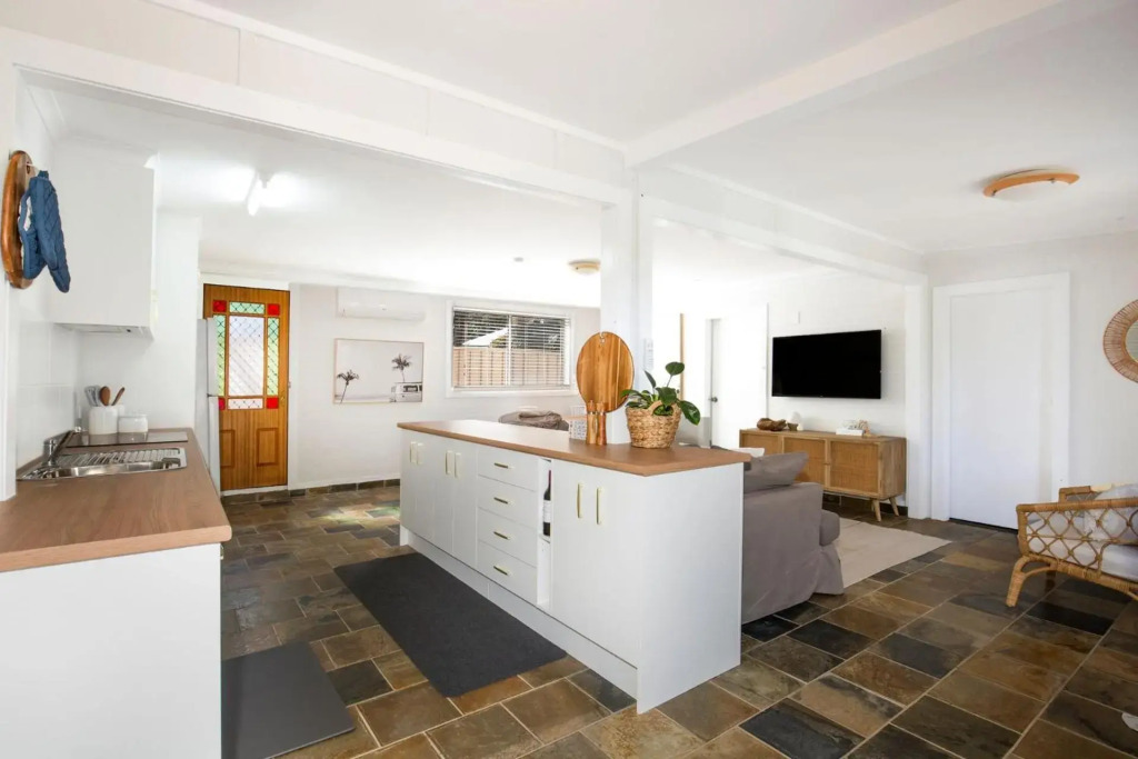 Boho Pet Friendly 1 Min Walk to Beach