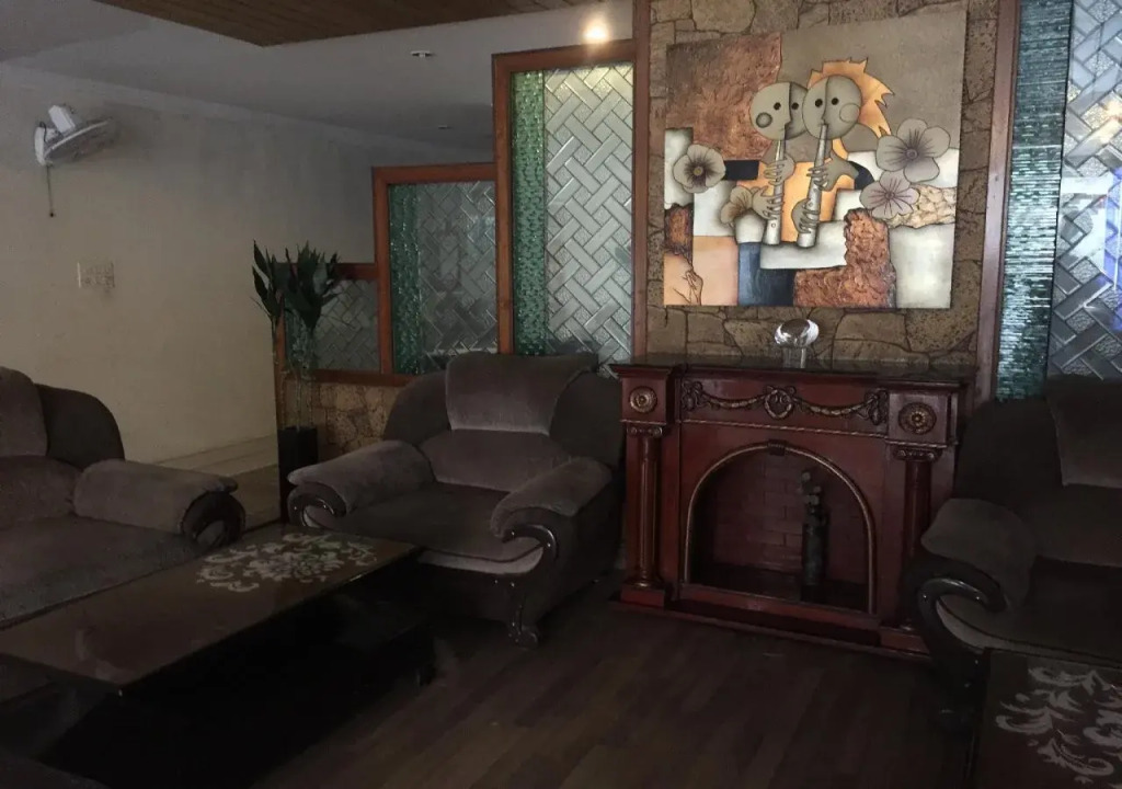 Hotel Garden View - Near Karol Bagh Metro Station and Gaffar Market