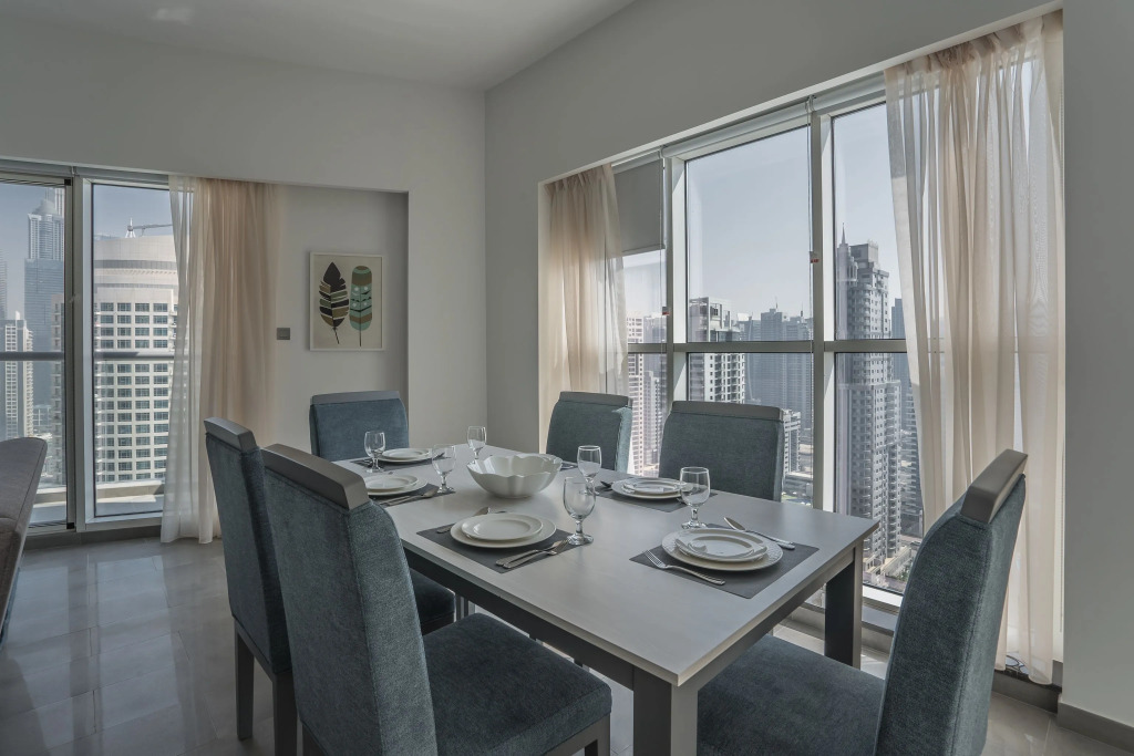 Apt. with amazing views Dubai Marina