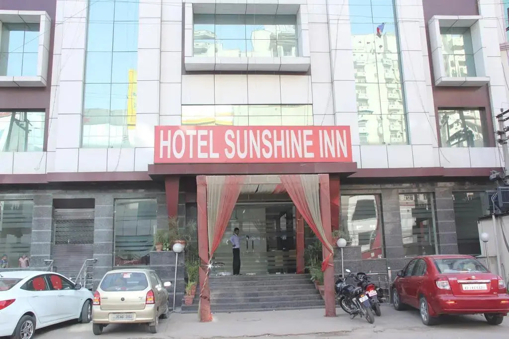 OYO 11629 Hotel Sunshine Inn