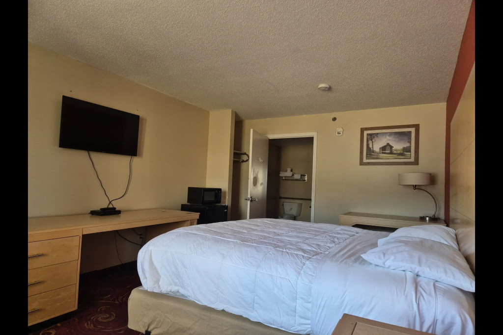 General Bragg Inn & Suites Chickamauga
