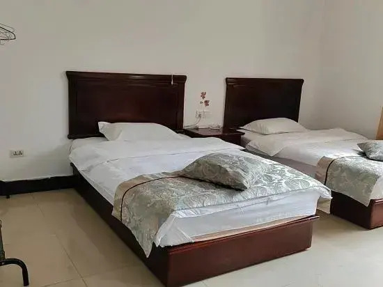 Yuxi Jinhong Hotel (Nieer Park)(玉溪锦红宾馆（聂耳公园店）)