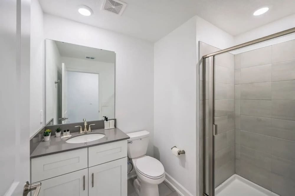 Luxury 5BR Home w/ Private Pool Near Disney