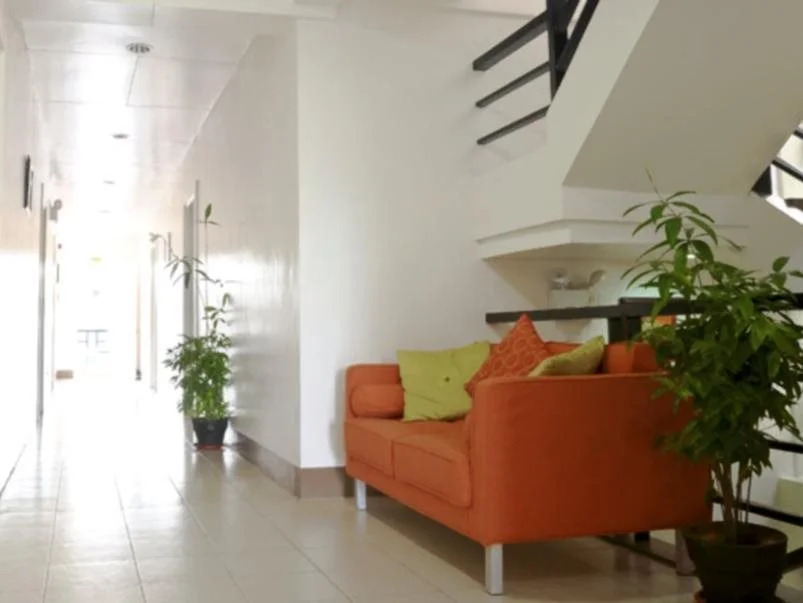 DB's Hometel