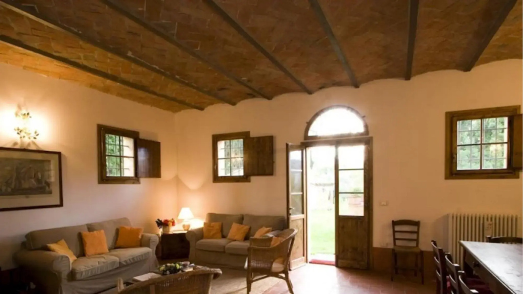 Ovello Farmhouse in a Splendid Position-ovello