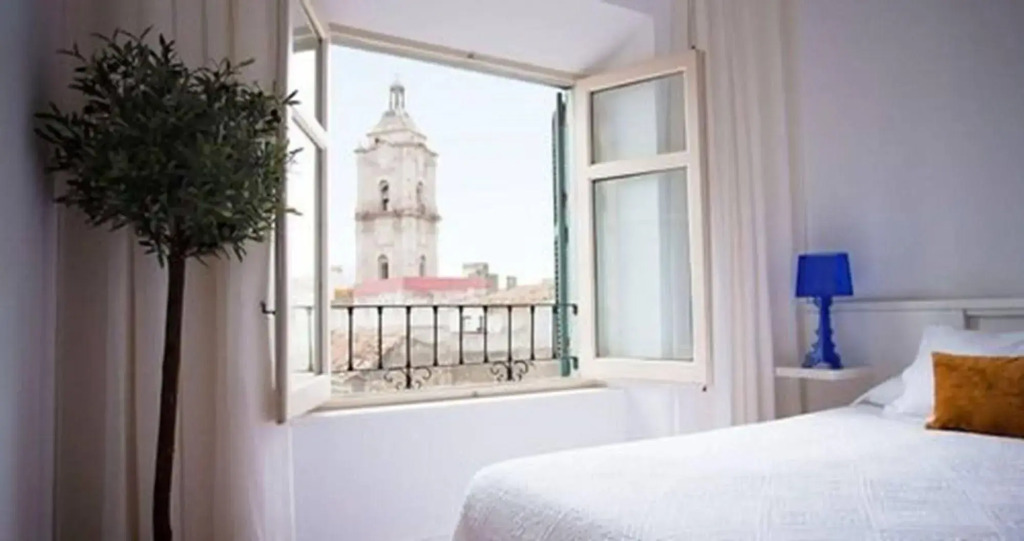 UrbanLiving Liborio