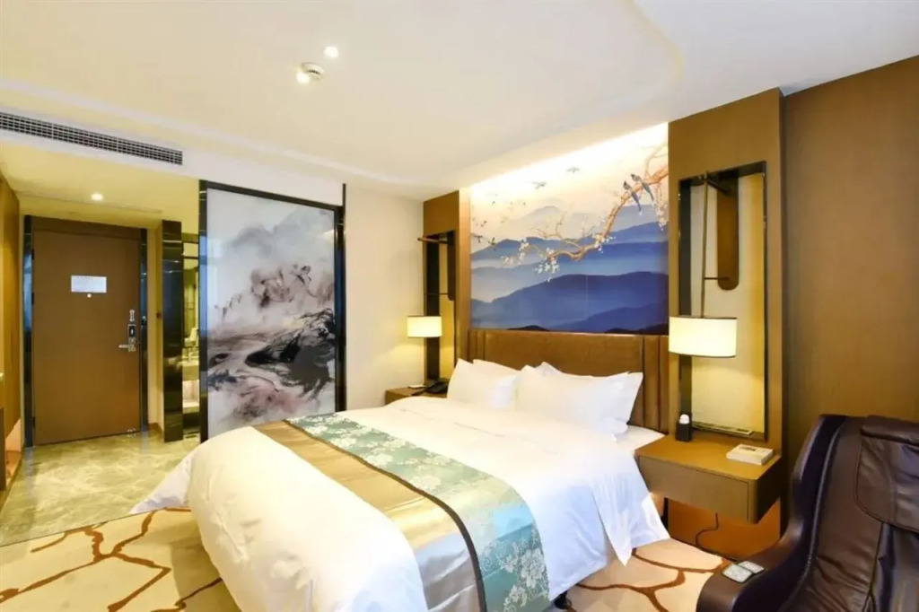 Shanghai Huhua International Hotel