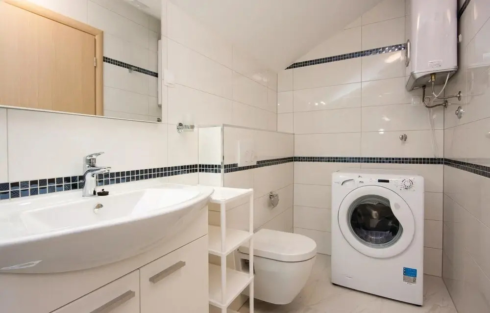 Awesome Home in Tribunj With Wifi and 3 Bedrooms