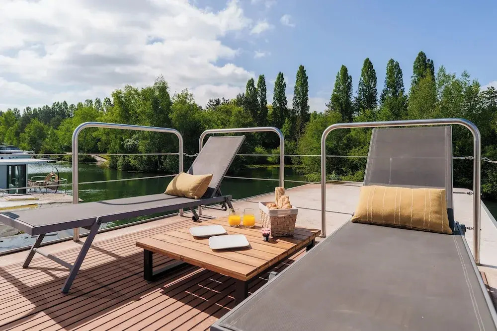 LEscale Royale Verneuil-sur-Seine