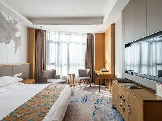 Royal Four Seasons Hotel