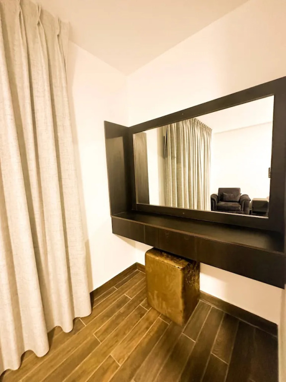 Central Apartment For Rent 27