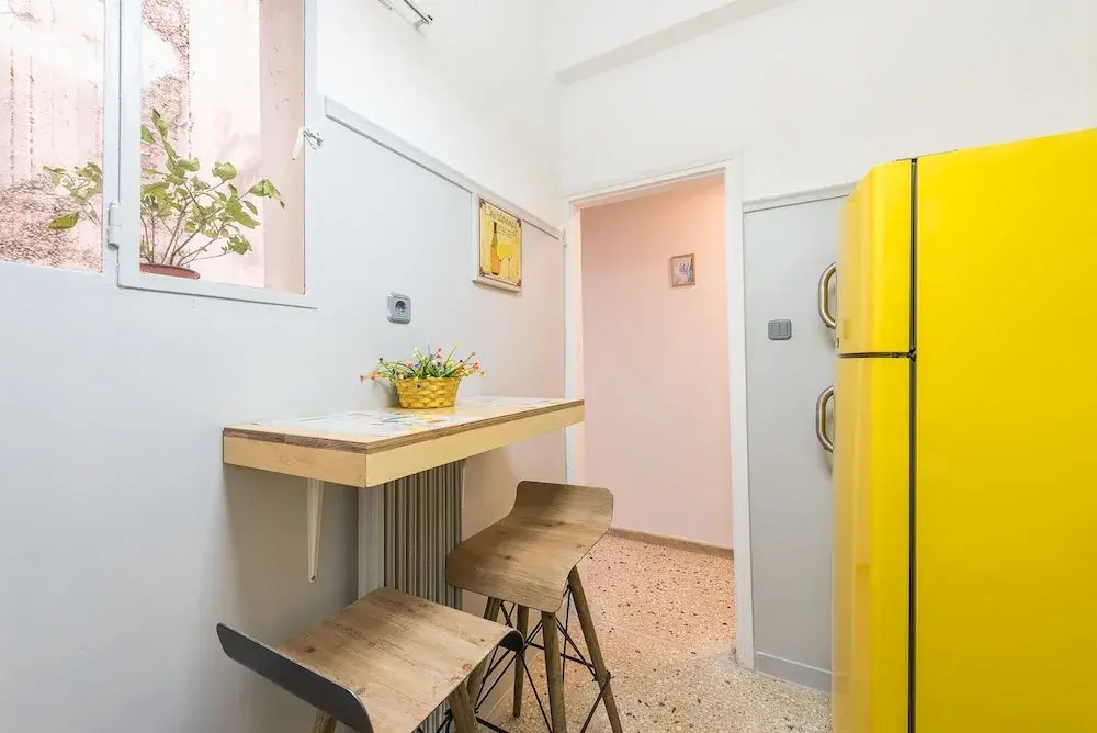 Warm Delightful Acropolis Apartment by Cloudkeys