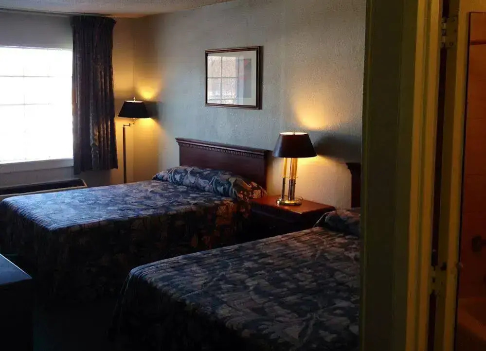 Country Hearth Inn & Suites Paducah