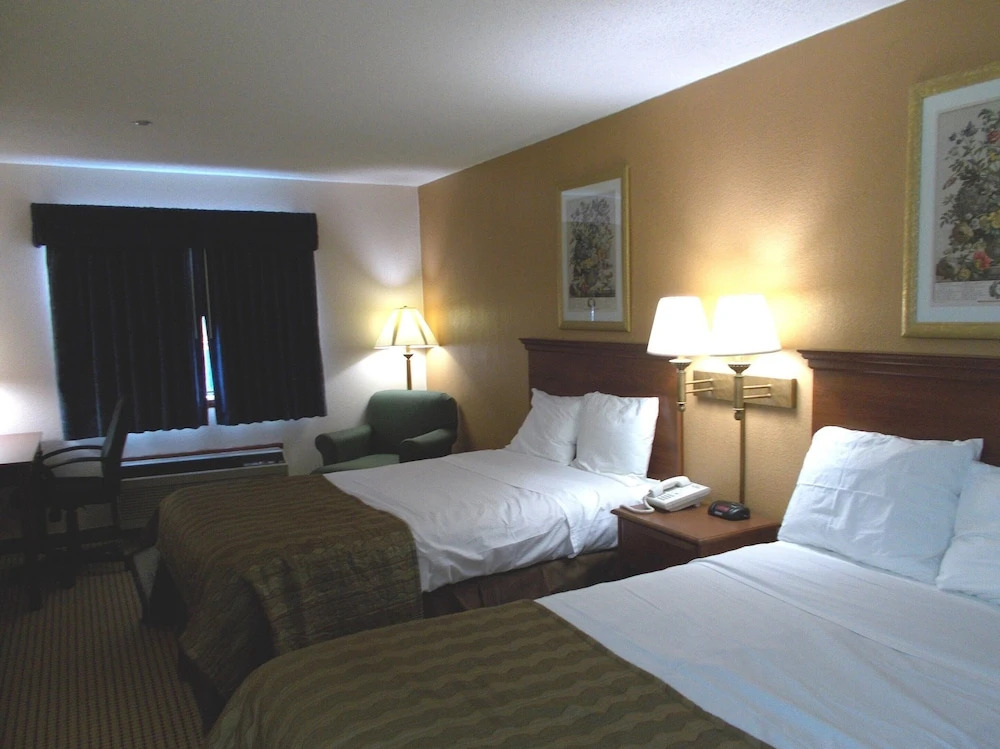 Royalton Inn and Suites, Wilmington,Ohio