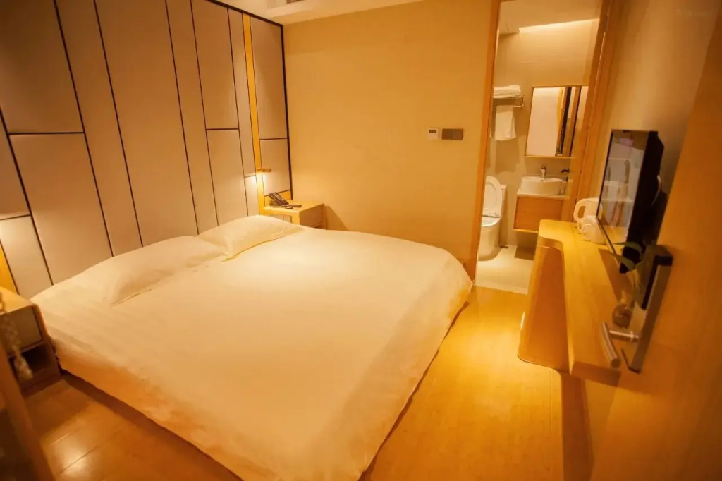 Homeinn Ripple Hotel (Shanghai Hongqiao Transportation Hub Jinghua Road)