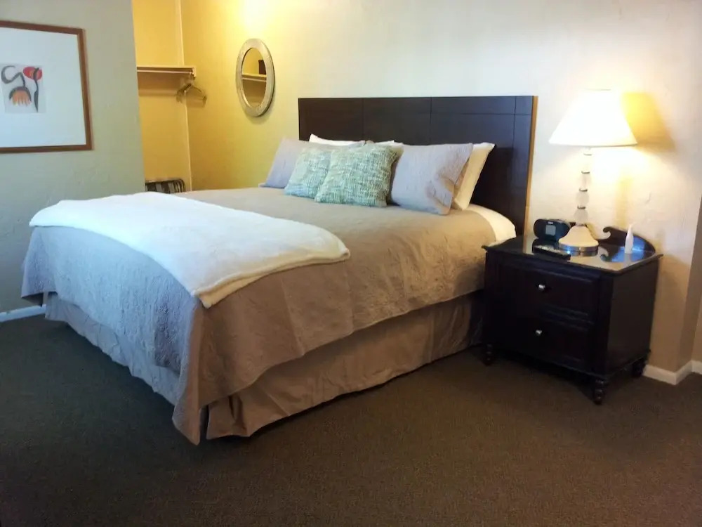Quail Park Lodge