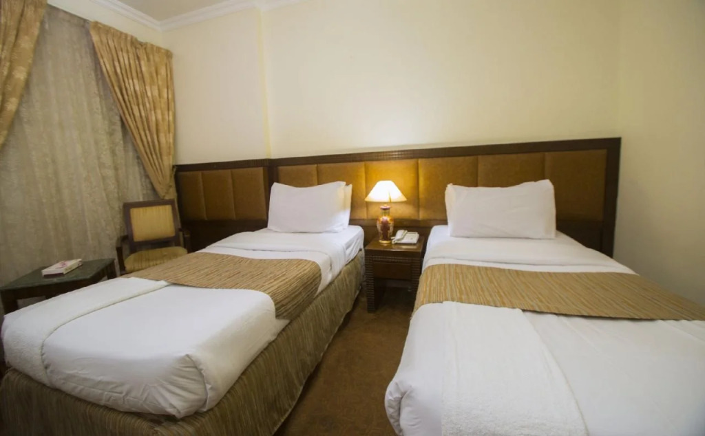 Anwar Al Zahraa Hotel
