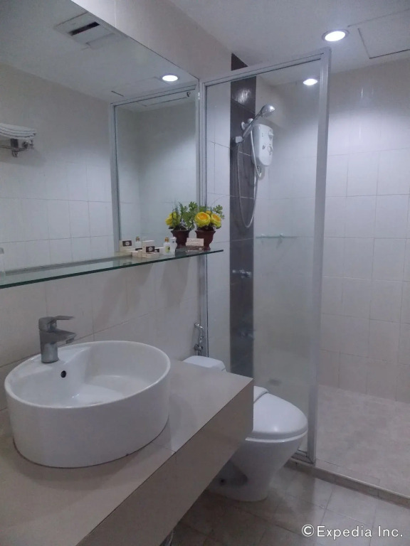 The Suites at Calle Nueva