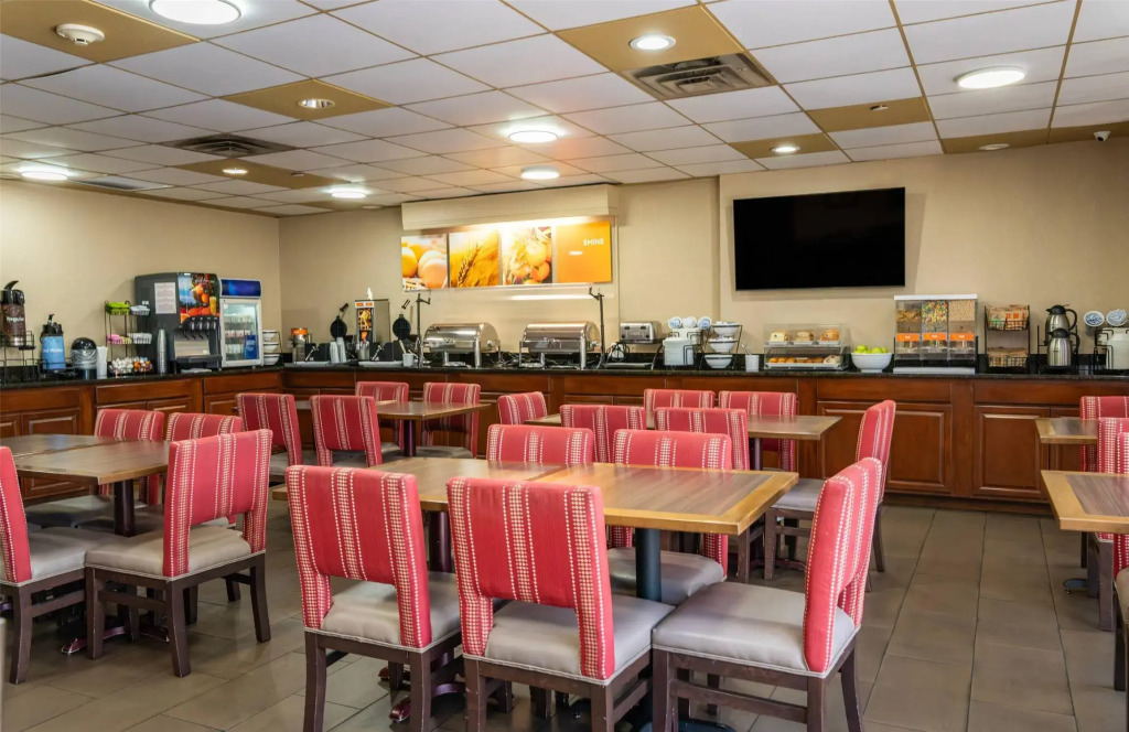 Comfort Inn & Suites Lakeland North I-4